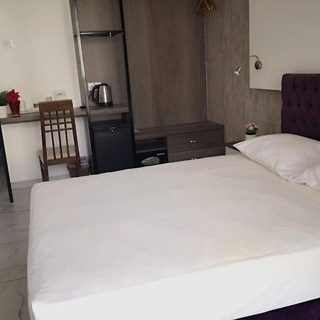 St Elena Boutique Residence Lárnaka Kültér fotó