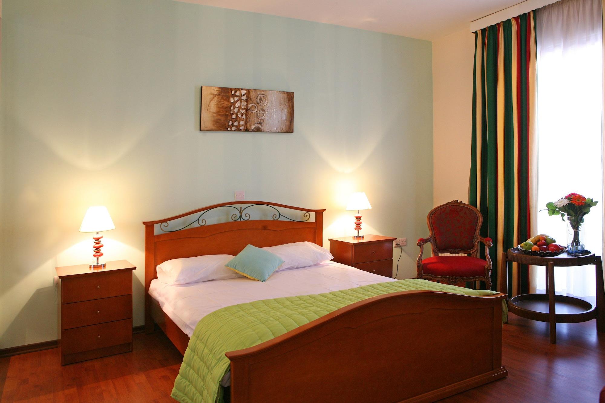 St Elena Boutique Residence Lárnaka Kültér fotó